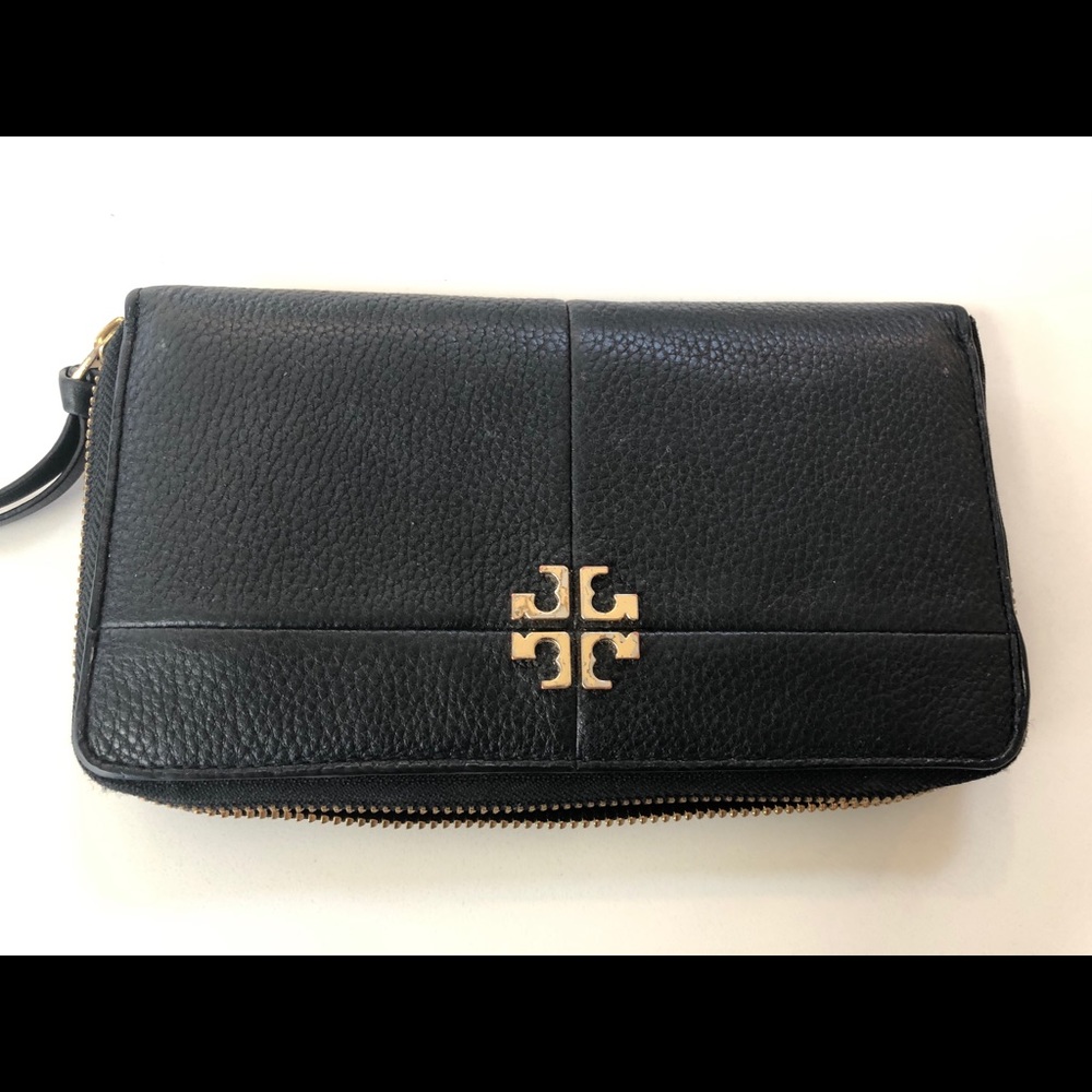 Tory Burch wallet